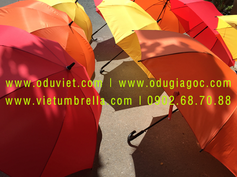xưởng sản xuất ô dù cầm tay in logo quảng cáo